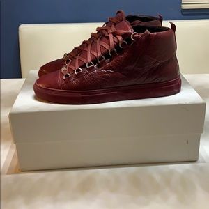 Balenciaga Arena Burgundy sz 42(fits like a US 10)